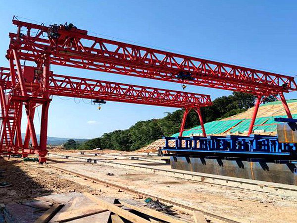 西藏阿里龍門吊廠家