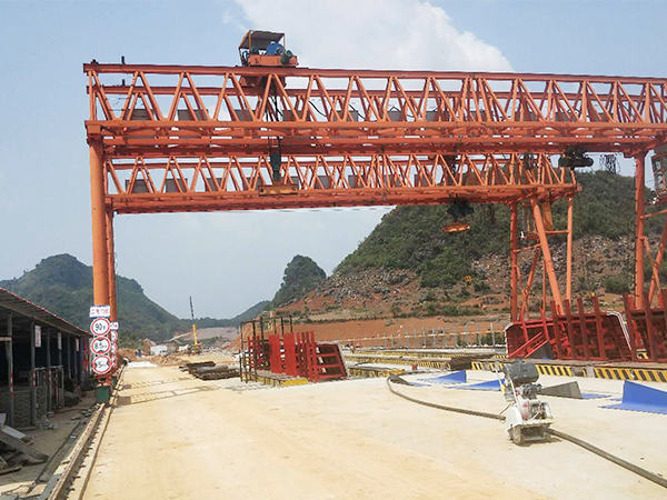 甘肅慶陽門式起重機廠家 關于龍門吊金屬部件的檢查