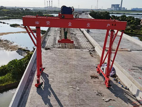 湖北恩施門式起重機(jī)生產(chǎn)廠家 聆聽(tīng)客戶的需求