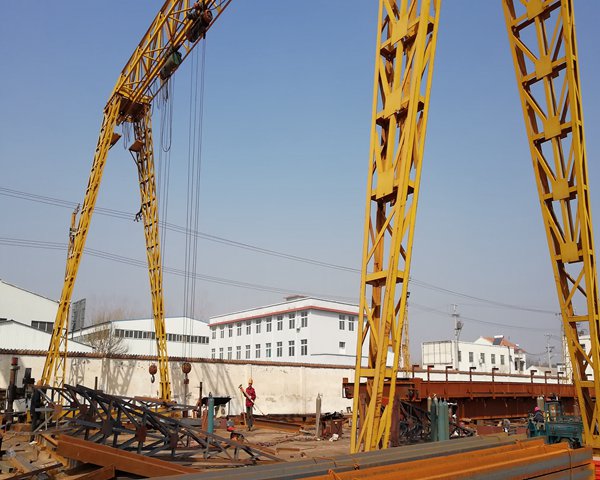 四川宜賓門式起重機廠家型號標準