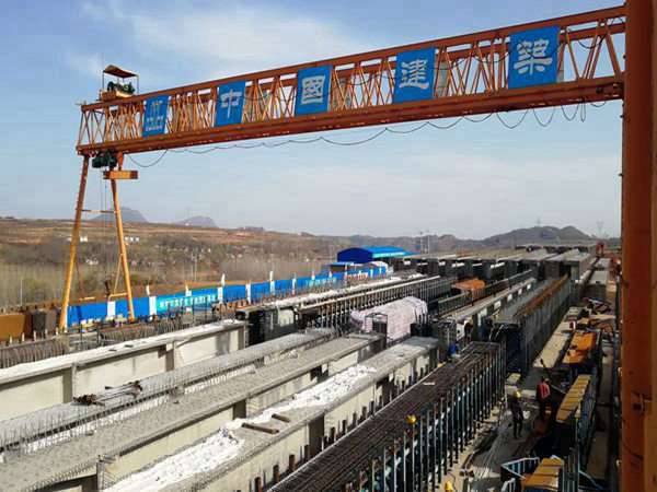 湖南岳陽龍門吊廠家180噸地鐵門式起重機