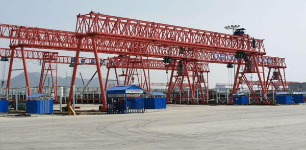 江蘇常州龍門吊廠家120T貨場(chǎng)門式起重機(jī)出租