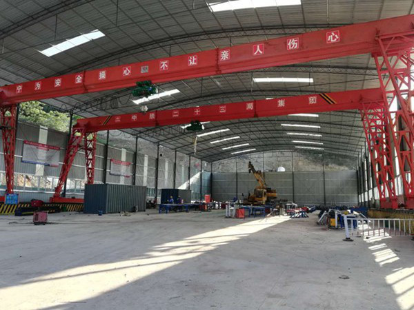 山西臨汾龍門吊公司 大型機械設備生產