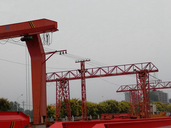 海南儋州龍門吊公司也做起重機(jī)配件