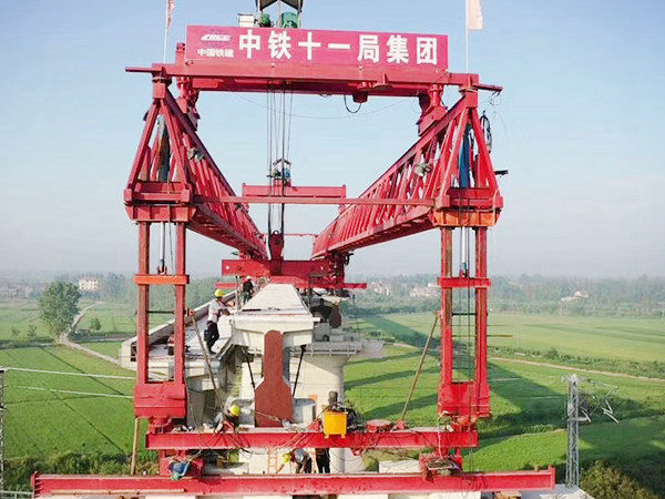 四川瀘州架橋機公司真情實感