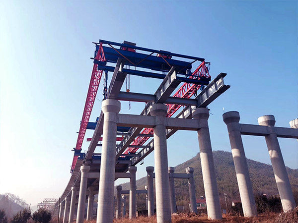 云南昭通架橋機公司霸氣