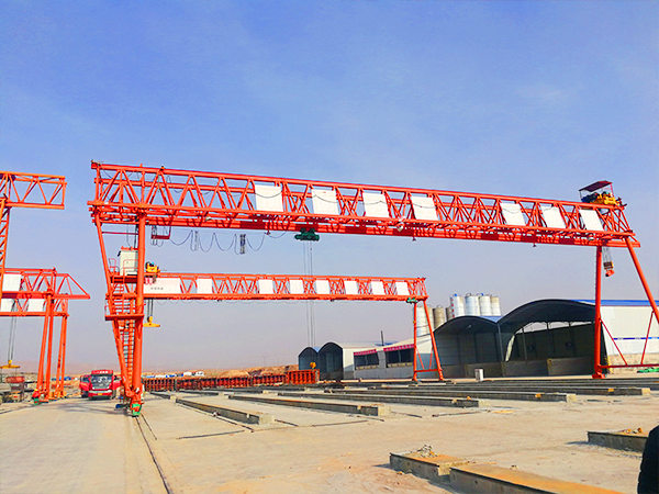 四川成都龍門吊租賃廠家注意點